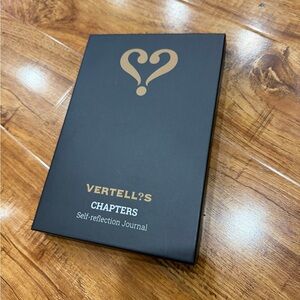 Chapters Self-Reflection Journal - Black